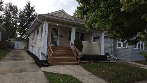 241 Warren St, Calumet City, IL, 60409-4816 | Card Image