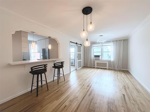apt-2js-800 Grand Concourse, Bronx, NY, 10451-3007 | Card Image