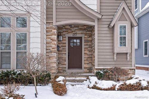 651 Davis Ave, Birmingham, MI, 48009-2015 | Card Image