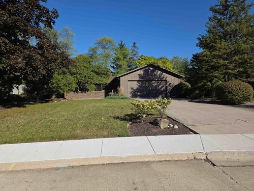 9523 Ledge Wood Ct, Fort Wayne, IN, 46804-4701 | Card Image