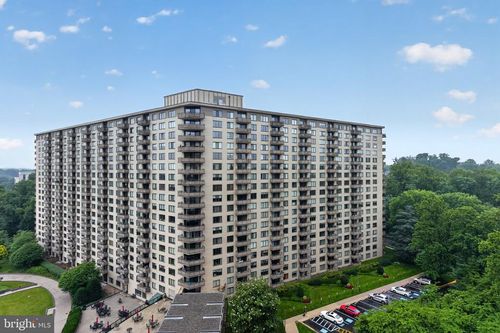 1302n-5225 Pooks Hill Road, BETHESDA, MD, 20814 | Card Image