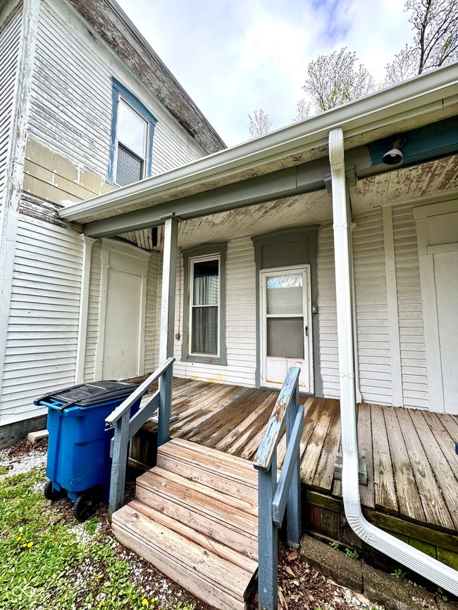 Entry to #2 (southside) | Image 19