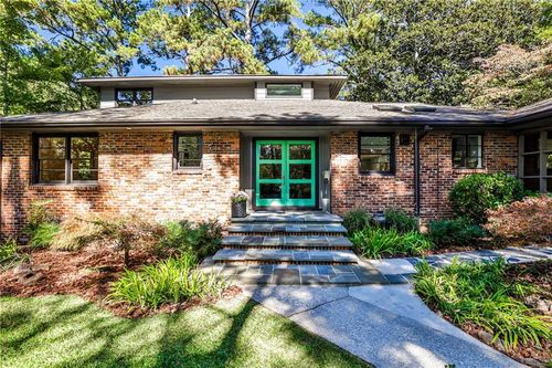 36 Wiltshire Dr, Avondale Estates, GA, 30002-1400 | Card Image