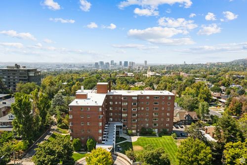 apt-706-130 S 1300 E, Salt Lake City, UT, 84102-1738 | Card Image