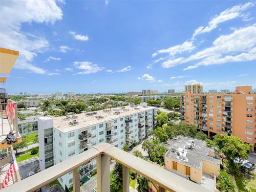 ph3-1470 Ne 125th Ter, North Miami, FL, 33161-5213 | Card Image