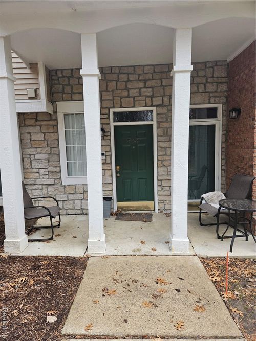 56567 Scotland Blvd, Shelby Township, MI, 48316-5044 | Card Image