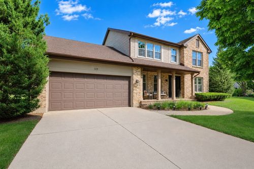 129 N Windsor Cir, Bloomingdale, IL, 60108-2514 | Card Image