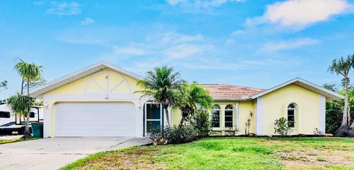 831 Columbia St, PORT CHARLOTTE, FL, 33948-3530 | Card Image