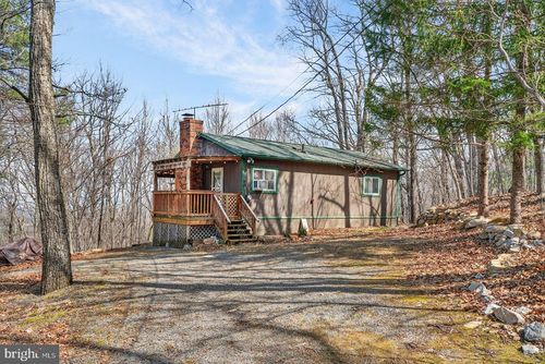 137 Sandstone Ln, NEW MARKET, VA, 22844-3259 | Card Image