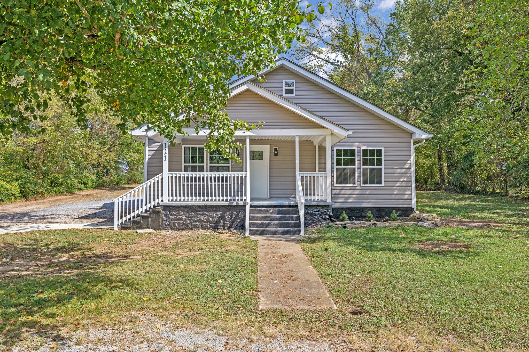 Thompson St, Shelbyville, TN 37160