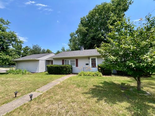 302 Kelly Ct, Champaign, IL, 61821-3103 | Card Image