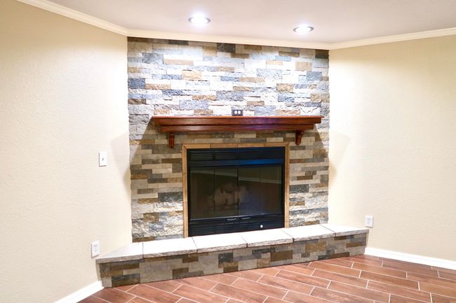 5263 Old Highway 87, House other with 3 bedrooms, 2 bathrooms and null parking in Orange TX | Image 16