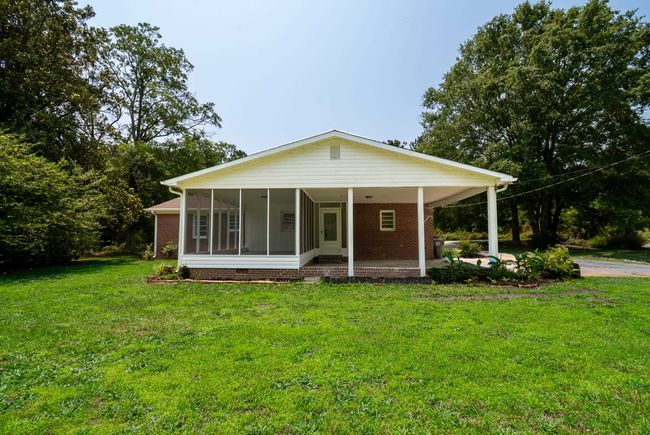 231 E Hampton Ave, House other with 3 bedrooms, 2 bathrooms and null parking in Honea Path SC | Image 7