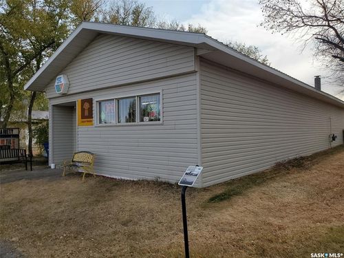 38 Edouard Beaupre St, Willow Bunch, SK, S0H4K0 | Card Image