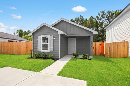 2413 Twin Ct, Splendora, TX, 77372-1816 | Card Image