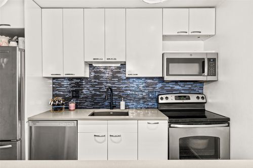 21-21 Cypress Ct, Steamboat Springs, CO, 80487-1715 | Card Image