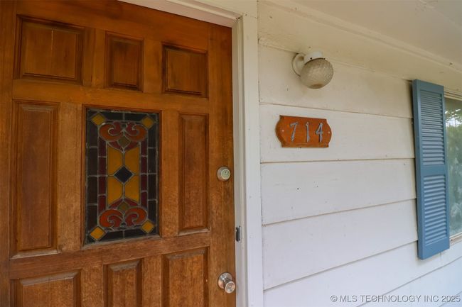 714 Maple St, House other with 2 bedrooms, 1 bathrooms and null parking in Sapulpa OK | Image 4