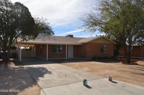 2510 E Blanton Dr, Tucson, AZ, 85716-1511 | Card Image