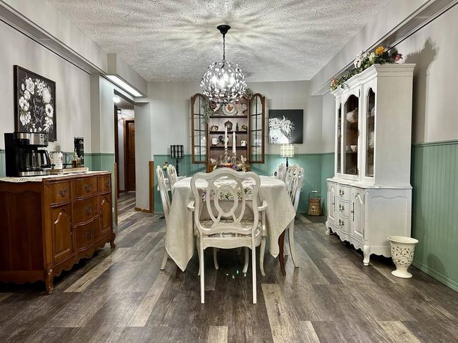 Dining 2 | Image 20