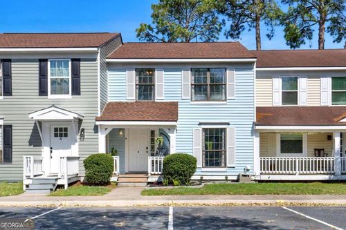 912 Pineland Ave, Hinesville, GA, 31313-6002 | Card Image