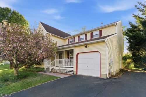 6 Shoshoni Way, Branchburg, NJ, 08876-5430 | Card Image