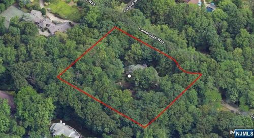 34 Cambridge Way, Alpine, NJ, 07620-1065 | Card Image