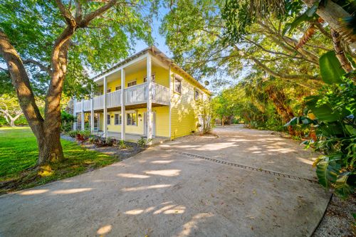 3900 Ne Cheri Dr, Jensen Beach, FL, 34957-3803 | Card Image