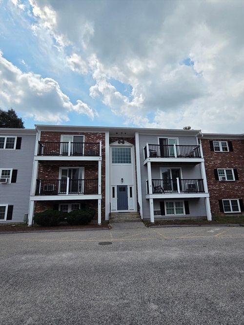 11-7 Chapel Hill Dr, Plymouth, MA, 02360-6022 | Card Image