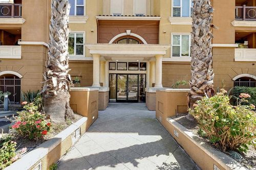 4303-2220 Gellert Blvd, South San Francisco, CA, 94080-5422 | Card Image