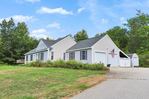 415 Dale Street, Wilton, NH, 03086 | Card Image