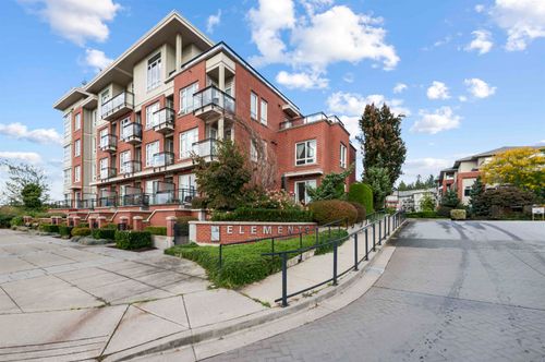 d117-20211 66 Ave, Langley, BC, V2Y0L4 | Card Image
