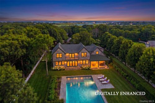 190A S Country Rd, Remsenburg, NY, 11960 | Card Image