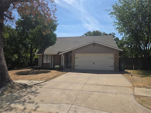 3505 Rush Springs Dr, Arlington, TX, 76016-4819 | Card Image