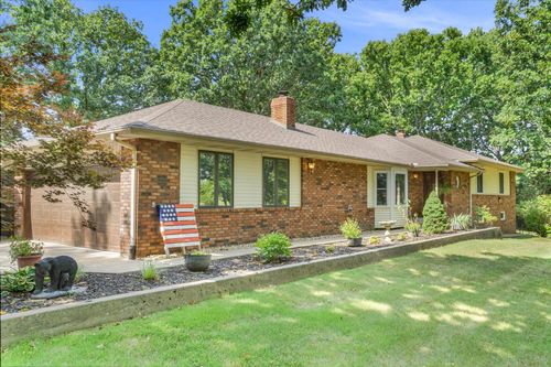 908 Apache Rd, Sparta, MO, 65753-8976 | Card Image