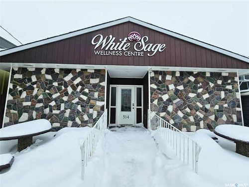 514 Main St, Broadview, SK, S0G5C0 | Card Image