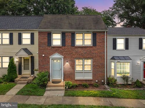 2925 Amberleigh Way, FAIRFAX, VA, 22031-2072 | Card Image
