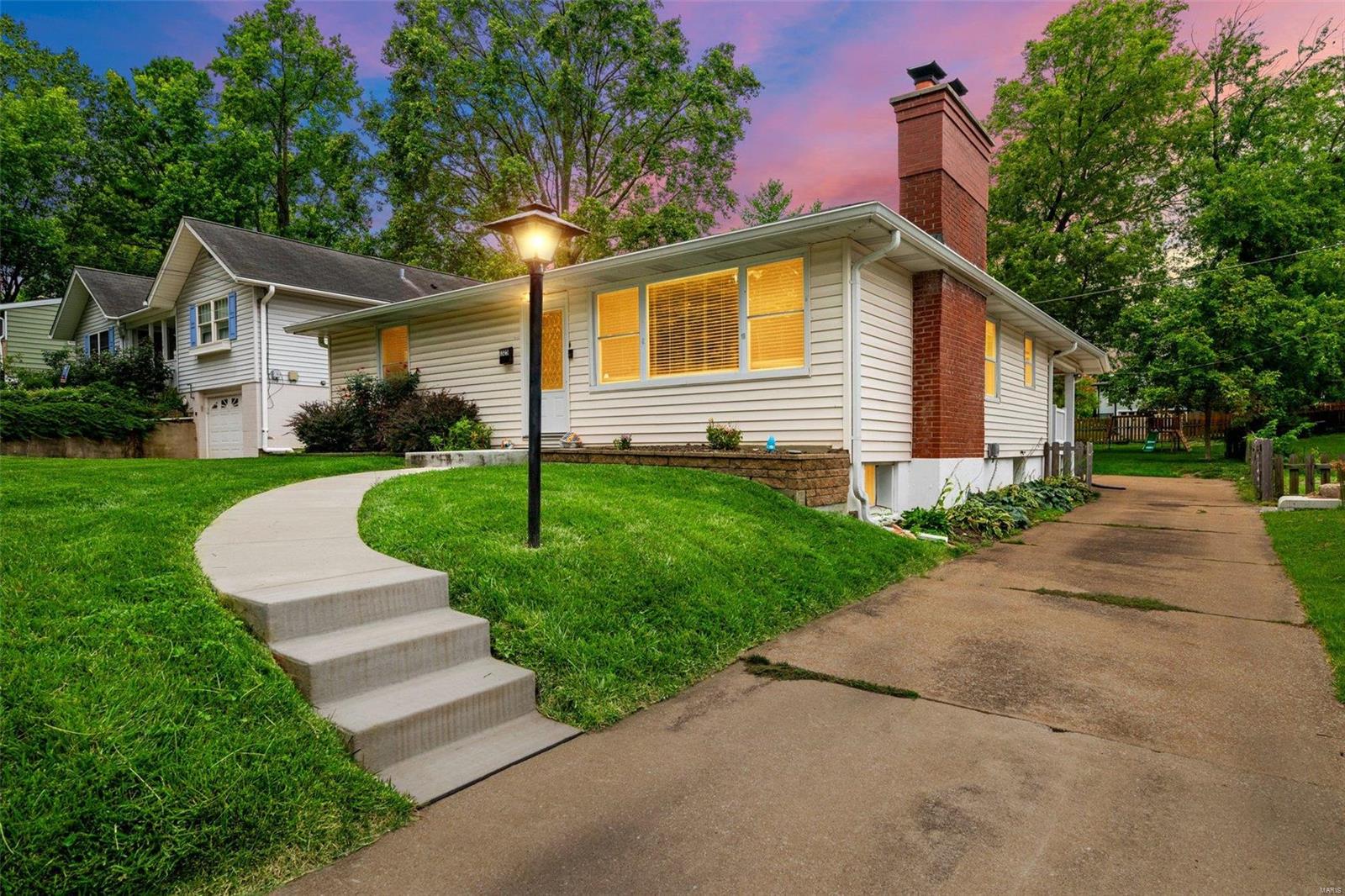Belton Ave, Saint Louis, MO 63119