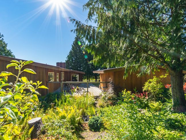 410 17 Th Ave, House other with 4 bedrooms, 5 bathrooms and 4 parking in Sointula BC | Image 71