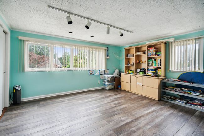 11 Robin Ln, House other with 5 bedrooms, 3 bathrooms and null parking in Plainview NY | Image 14