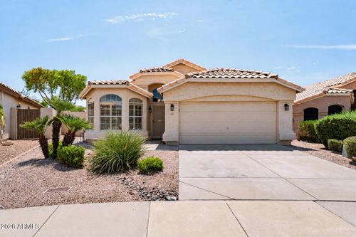 2243 E Robin Ln, Phoenix, AZ, 85024-6512 | Card Image