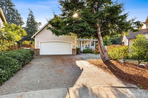 875 Anthony Ct Sw, Tumwater, WA, 98512-6355 | Card Image