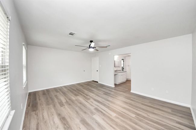 Master Bedroom | Image 27