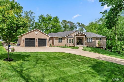 3010 Elm St, Saint Charles, MO, 63301-4622 | Card Image