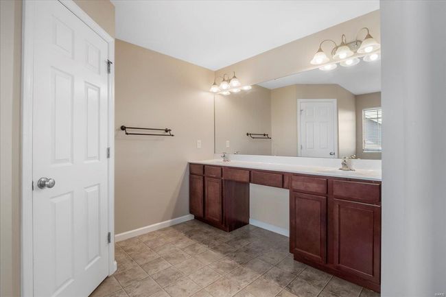 2601 Crimson View Dr, House other with 4 bedrooms, 3 bathrooms and 3 parking in Shiloh IL | Image 28