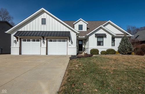 943 E Nicholas Ln, Ellettsville, IN, 47429-8200 | Card Image