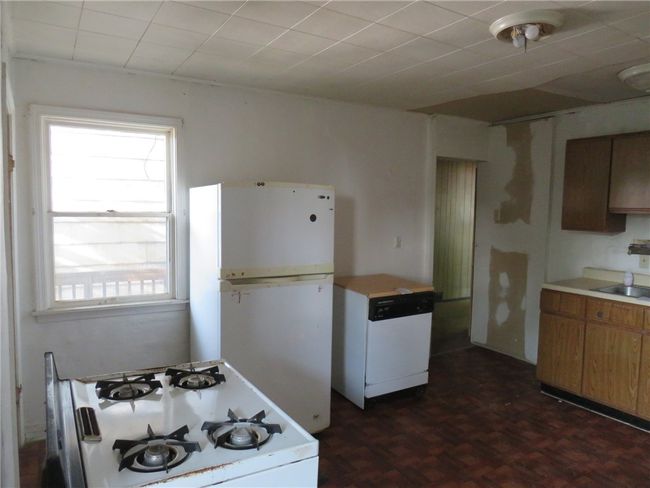 3 Saint Thomas St, House other with 2 bedrooms, 1 bathrooms and null parking in Pittsburgh PA | Image 7