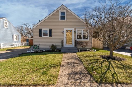 19 Annette Avenue, Pawtucket, RI, 02861 | Card Image