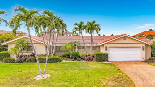 581 Yardarm Ln, LONGBOAT KEY, FL, 34228-3529 | Card Image