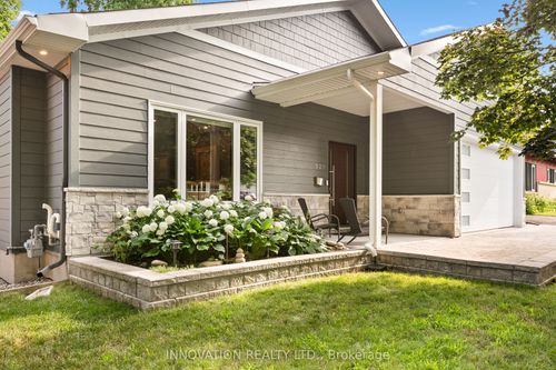 328 Mountbatten Ave, Ottawa, ON, K1H5W3 | Card Image