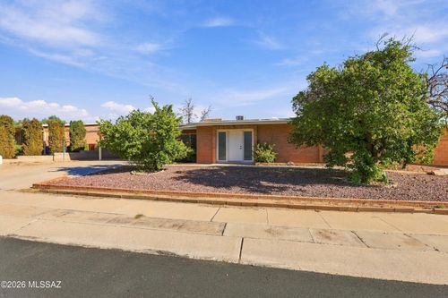 2544 W Calle Tonala, Tucson, AZ, 85745 | Card Image